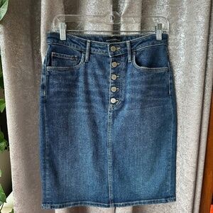 BANANA REPUBLIC EUC DENIM SKIRT